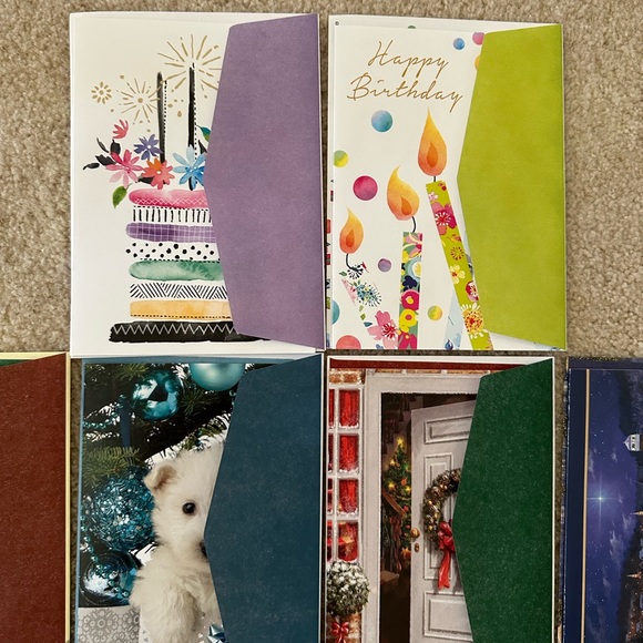 New 18 of different brand of cards with envelopes. - Picture 7 of 7